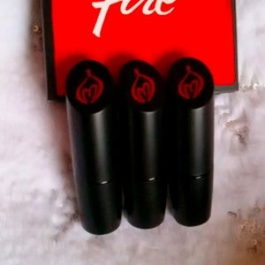 💋Folly Fire "Expensive Habits" Full Sized Lipstick Set